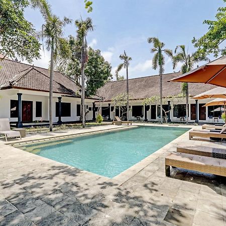 Oyo 90638 Pondok Idas Hotel Legian Buitenkant foto